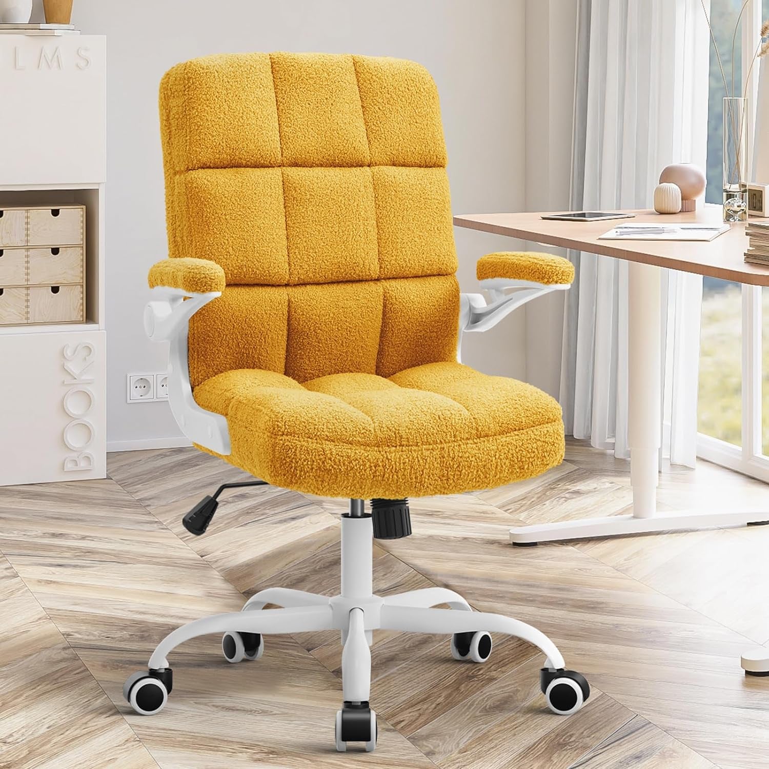 🌸Pink Ergonomic Office Chair with Flip-Up Arms – Faux Fur Velvet Desk Chair, Adjustable Height & Wheels, Cozy Gaming and Work Station Seating
