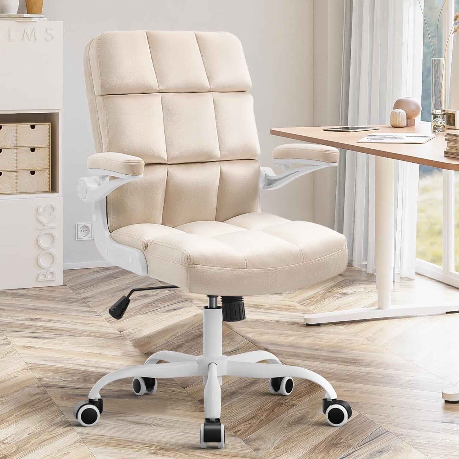 🌸Pink Ergonomic Office Chair with Flip-Up Arms – Faux Fur Velvet Desk Chair, Adjustable Height & Wheels, Cozy Gaming and Work Station Seating