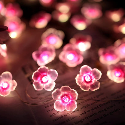 🌸 Cherry Blossom Fairy String Lights – 10ft Sakura Flower LED Garland with Remote & Timer | Soft Pink Glow for Gaming Desks, Offices & Bedroom Décor – Geek Findings Exclusive